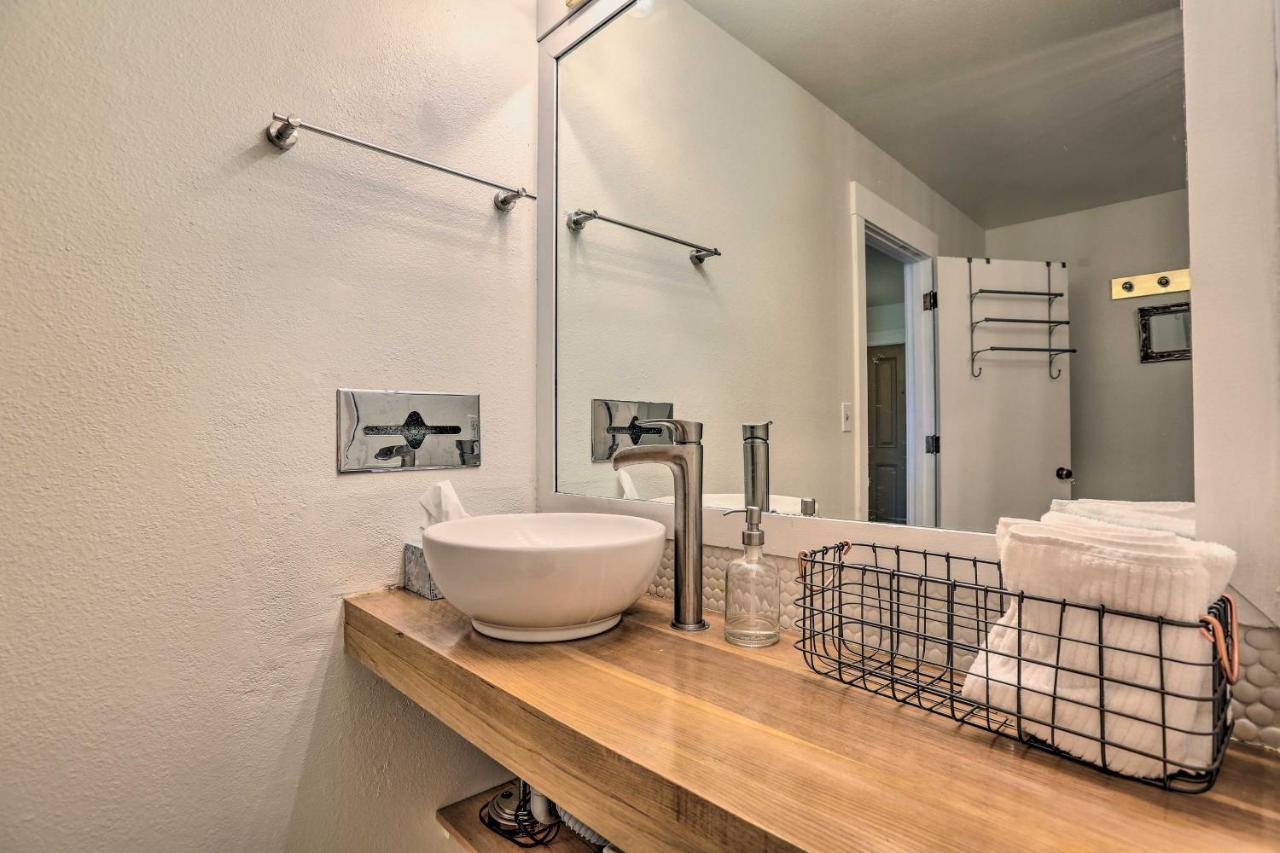 Resort Condo Retreat About 6 Mi To Downtown Bend! Luaran gambar